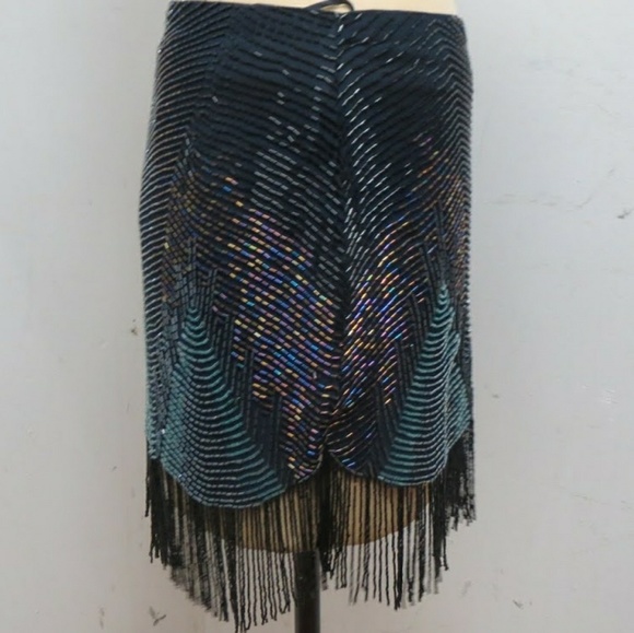 ISO Haute Hippie navy beaded fringe skirt in sz6 - Picture 2 of 2